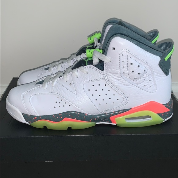 jordan 6 bright mango